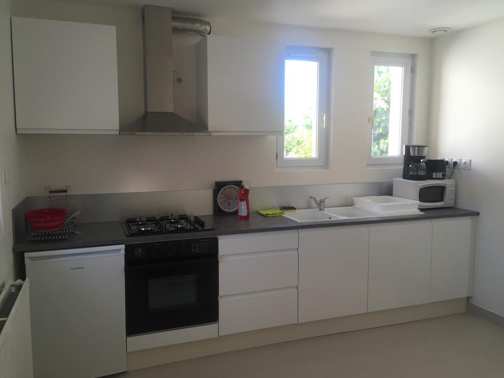 Gite Le Logis Dauphinois Roussillon  Exterior foto